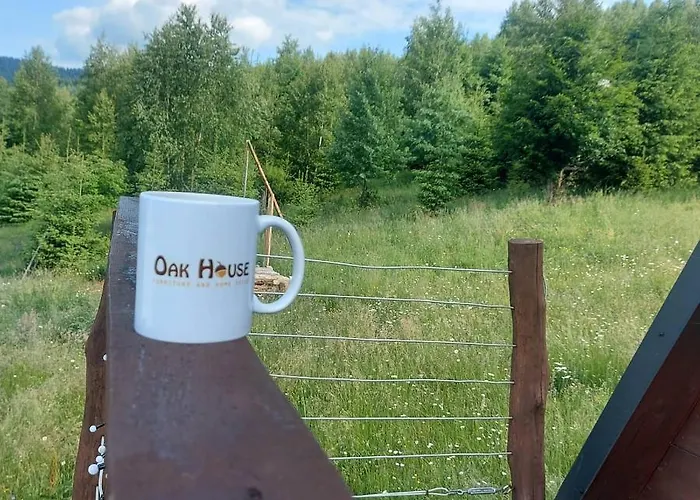 Daire Oak House